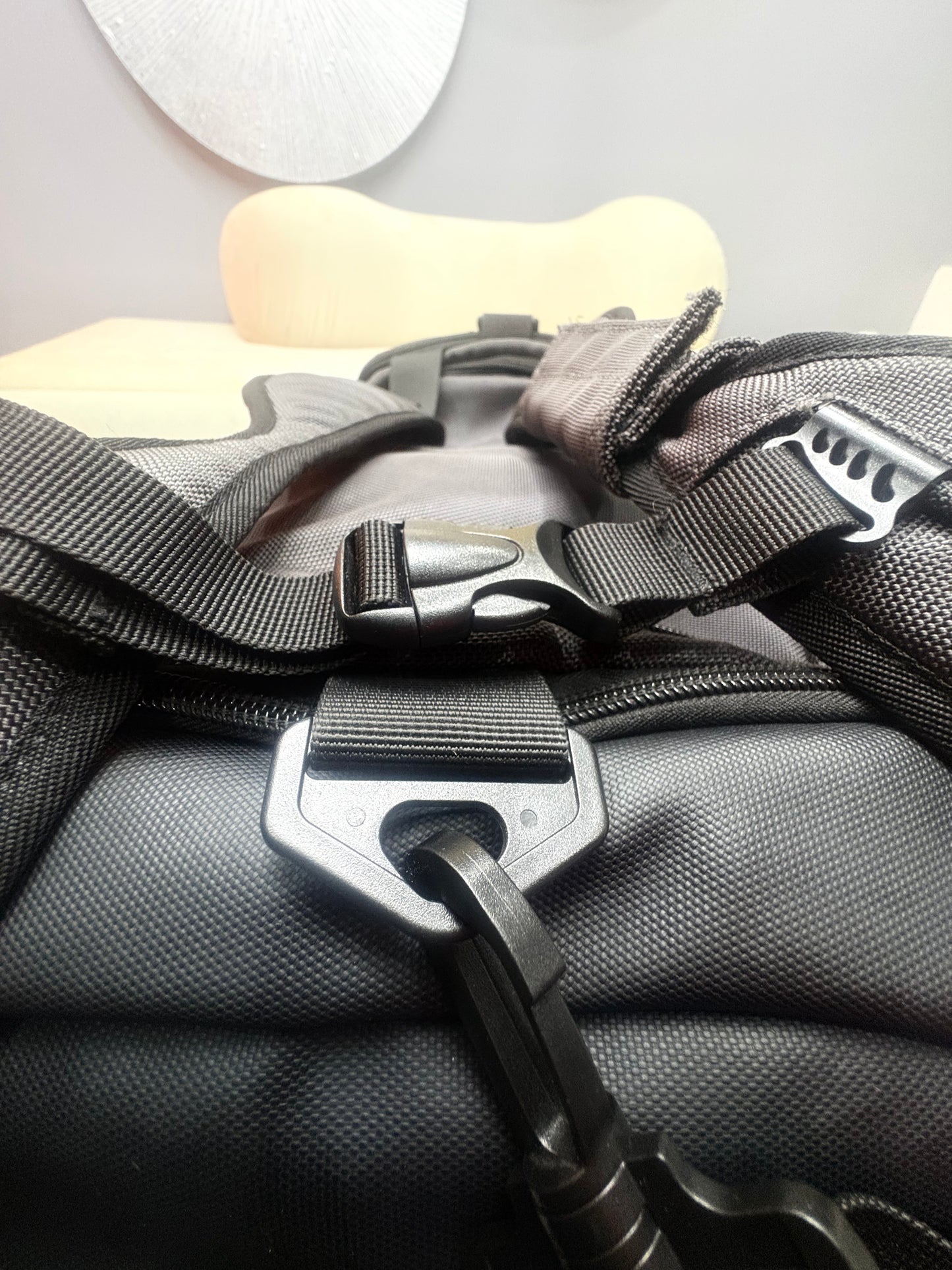 Hybrid Pack 8 🎒 |Resistencia y Estilo|